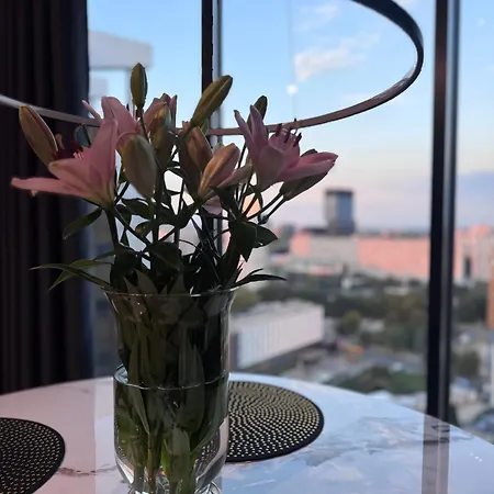 Skyline Global , 21th Floor, Free Garage, Self Check-in