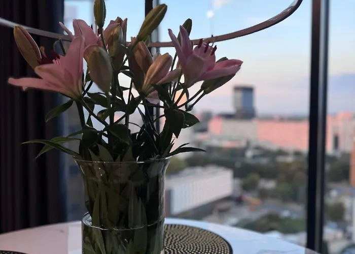 Skyline Global , 21th Floor, Free Garage, Self Check-in