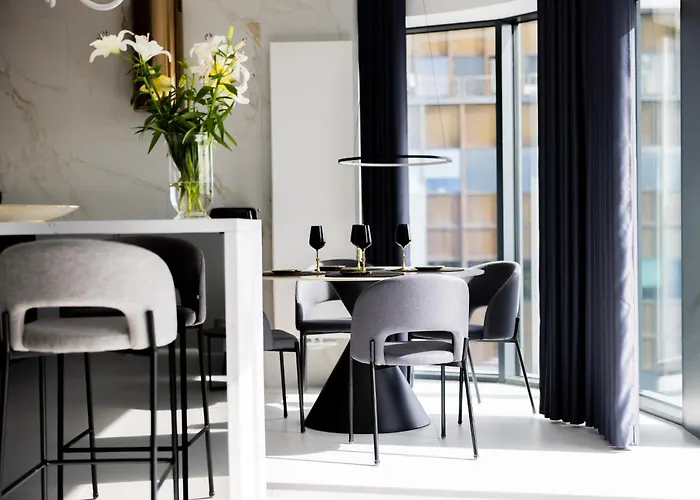 Skyline Global , 21th Floor, Free Garage, Self Check-in Apartmán